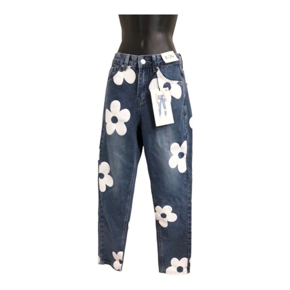 White faux leather daisy flower floral patchwork high waist hi rise jeans size 0